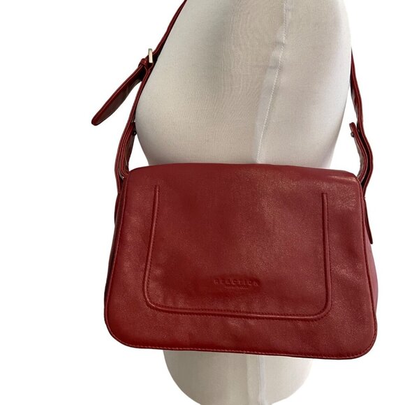 Kenneth Cole Reaction Red vegan Leather Shoulder Bag With Adjustable Strap - Picture 2 of 11